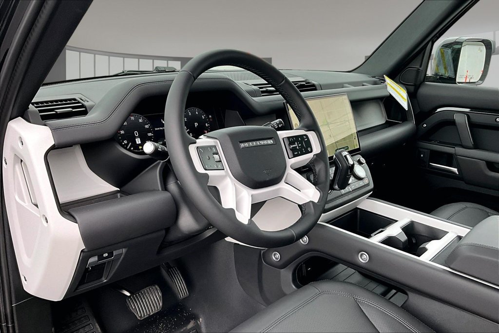 New 2026 Land Rover Defender 110 S AWD/4WD image 7