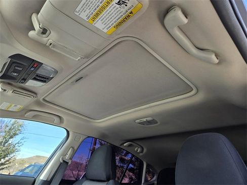 Used 2018 Subaru Crosstrek 2.0i Premium image 10