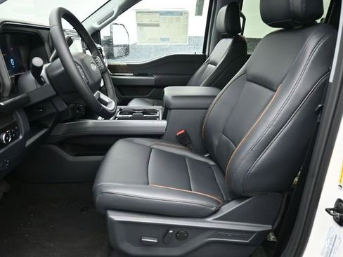 New 2026 Ford F350 Lariat w/ Chrome Package image 22