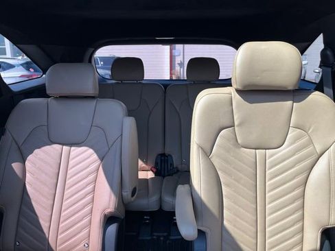 Certified 2026 Kia Sorento SX Prestige w/ Olive Brown Leather Package AWD/4WD image 23