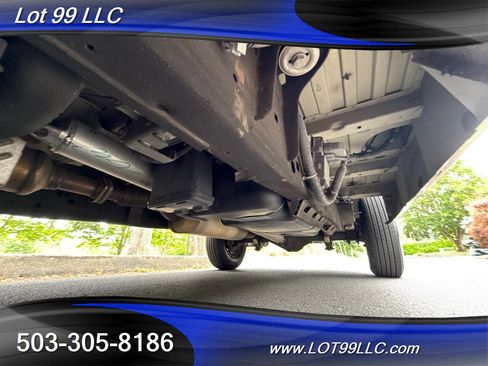 Used 2019 Chevrolet Express 3500 w/ Driver Convenience Package image 78