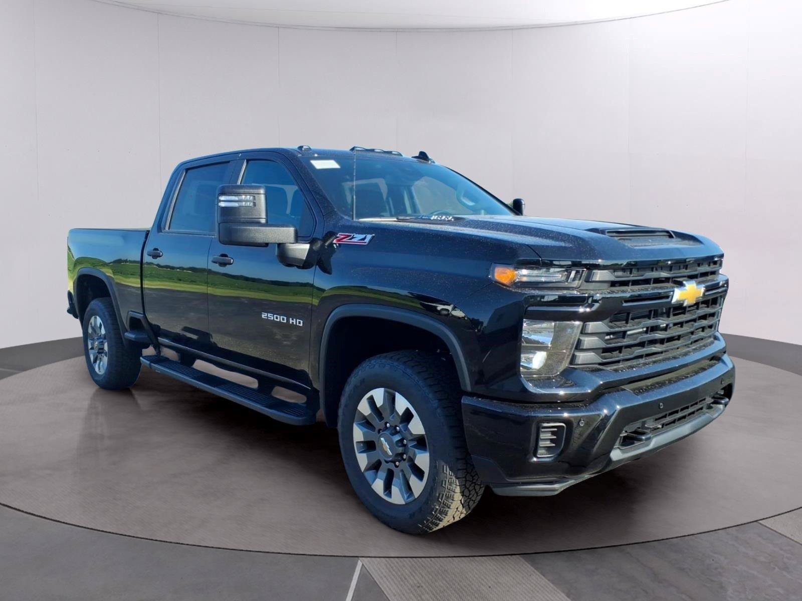 New 2026 Chevrolet Silverado 2500 Custom w/ Custom Value Package AWD/4WD image 7