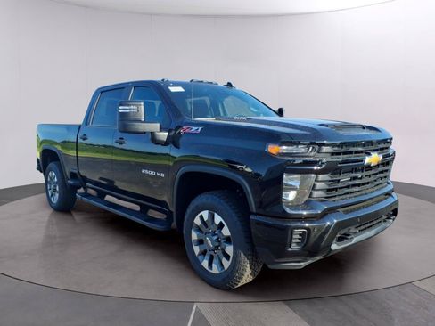 New 2026 Chevrolet Silverado 2500 Custom w/ Custom Value Package AWD/4WD image 7