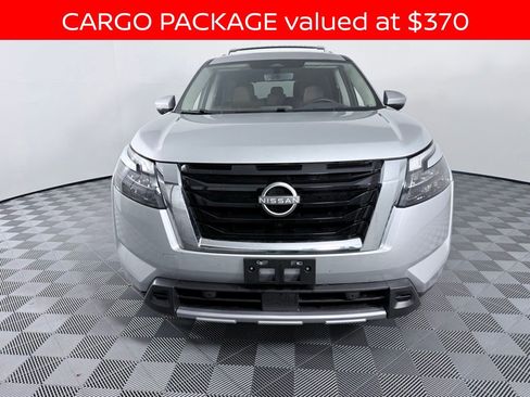 Used 2025 Nissan Pathfinder Platinum w/ Cargo Package FWD image 3