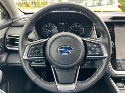 Used 2025 Subaru Outback Limited w/ Tech Package 3 AWD/4WD image 9