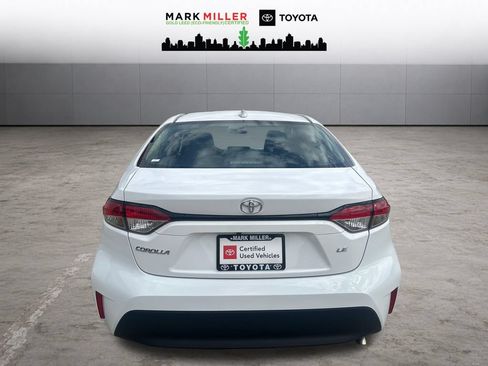 Certified 2025 Toyota Corolla LE FWD image 4