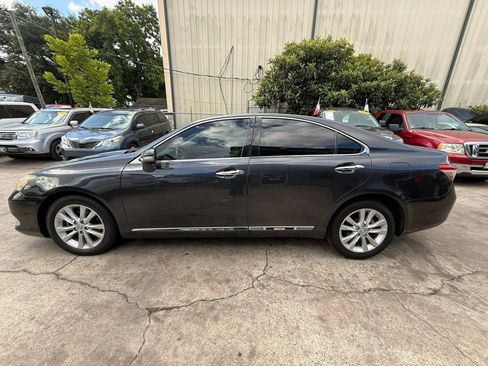 Used 2010 Lexus ES 350 FWD image 4
