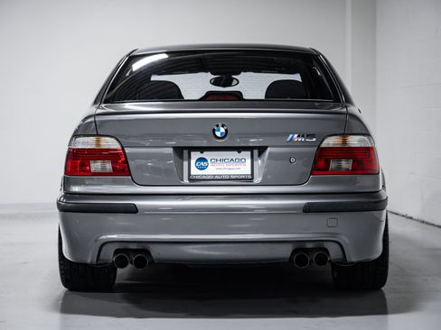 Used 2003 BMW M5 image 4