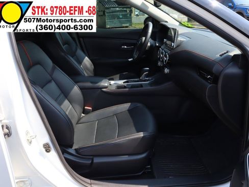 Used 2020 Nissan Sentra SR w/ Premium Package FWD image 25