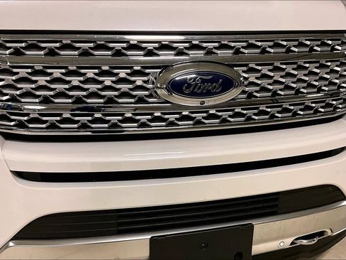Used 2020 Ford Expedition Max Platinum image 30