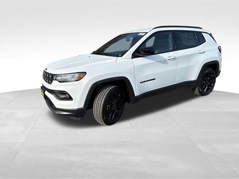 New 2026 Jeep Compass Latitude AWD/4WD image 3