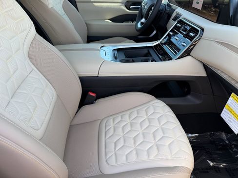 New 2026 Nissan Armada Platinum Reserve AWD/4WD image 12