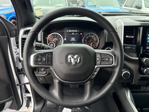 New 2026 RAM 1500 Express AWD/4WD image 10