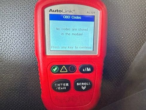 Used 2022 GMC Terrain SLT w/ Infotainment Package II AWD/4WD image 18