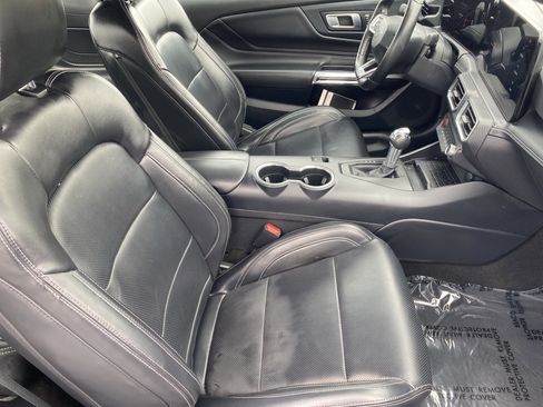 Used 2024 Ford Mustang Premium image 9