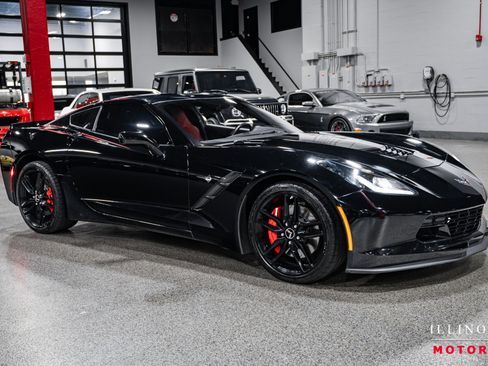 Used 2015 Chevrolet Corvette Stingray Coupe w/ 2LT Preferred Equipment Group image 6