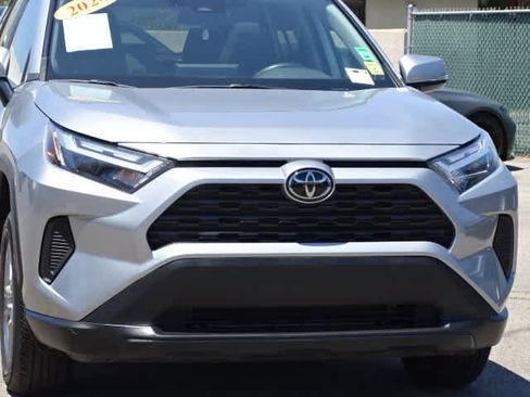 Used 2024 Toyota RAV4 XLE w/ Convenience Package FWD image 4