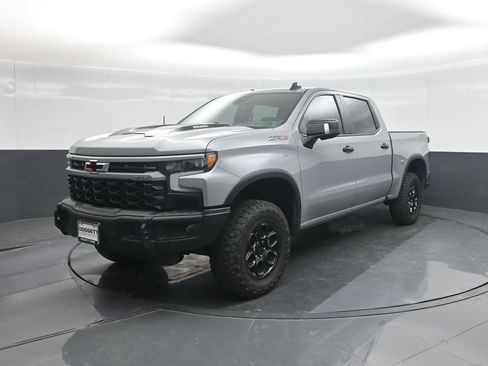 Used 2024 Chevrolet Silverado 1500 ZR2 w/ ZR2 Bison Edition AWD/4WD image 32