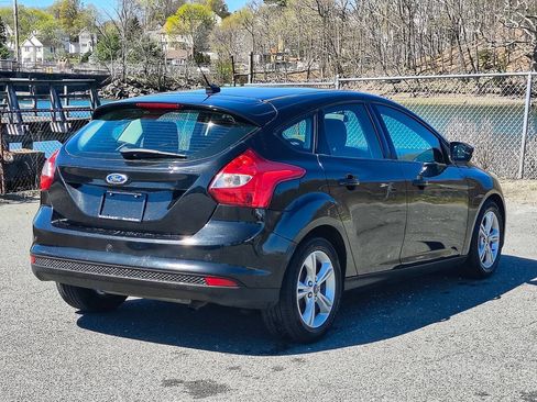 Used 2014 Ford Focus SE FWD image 7