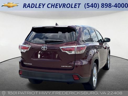 Used 2015 Toyota Highlander Limited AWD/4WD image 19