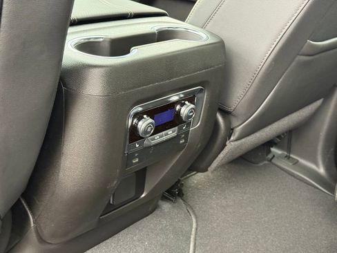 New 2026 GMC Yukon Elevation image 16