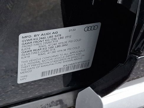 Certified 2023 Audi Q5 2.0T Premium w/ Convenience Package image 28