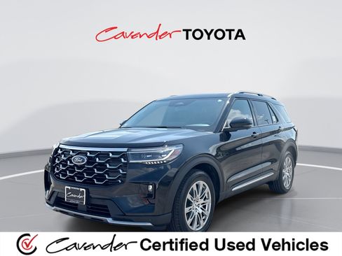 Used 2025 Ford Explorer Platinum RWD image 1