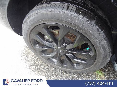 Used 2023 Kia Sorento SX AWD/4WD image 10