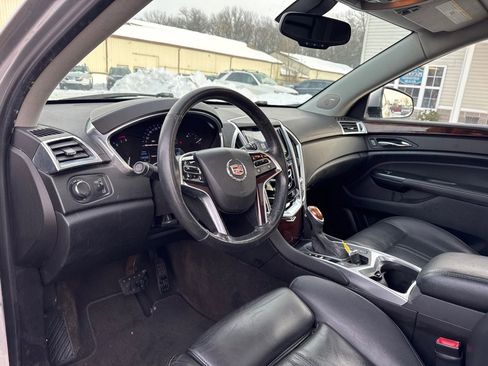 Used 2014 Cadillac SRX Luxury image 15