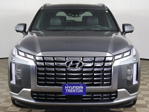 Used 2024 Hyundai Palisade Calligraphy image 19