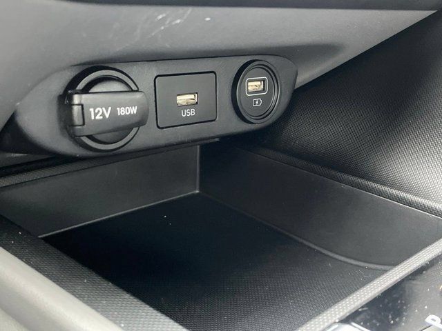 Used 2023 Hyundai Elantra SEL FWD image 13