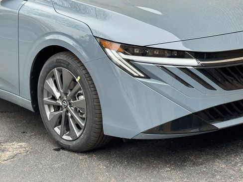 New 2026 Nissan Sentra SL w/ Floor Mat Package image 3