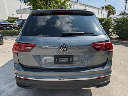 Certified 2023 Volkswagen Tiguan SE FWD image 5