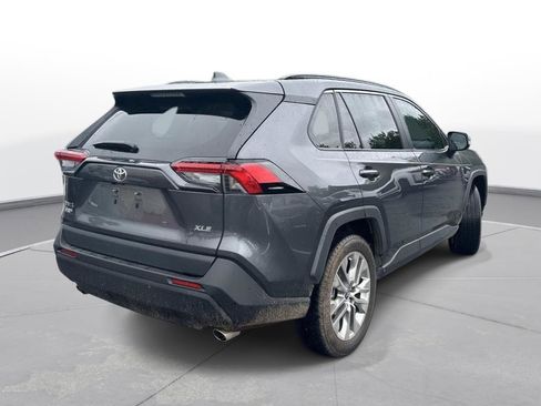 Certified 2021 Toyota RAV4 XLE Premium FWD image 6