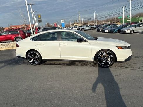 Used 2023 Honda Accord Sport image 5