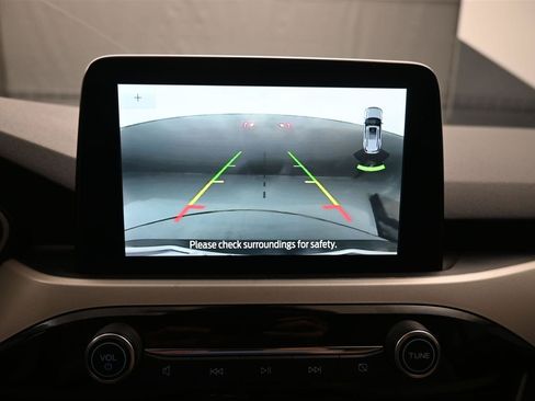 Used 2021 Ford Escape SE w/ Cold Weather Package FWD image 16