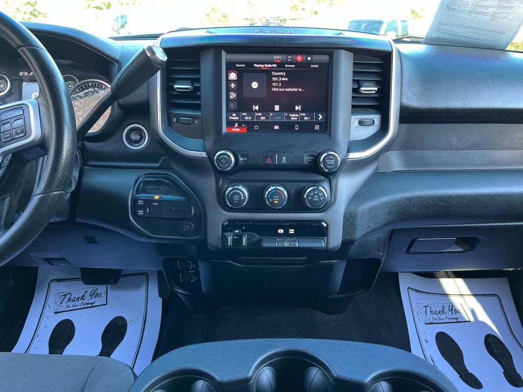 Used 2022 RAM 3500 Big Horn AWD/4WD image 21