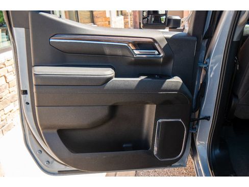 Used 2024 Chevrolet Silverado 1500 RST AWD/4WD image 16