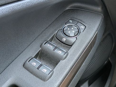 Used 2020 Ford EcoSport SE w/ SE Convenience Package FWD image 19