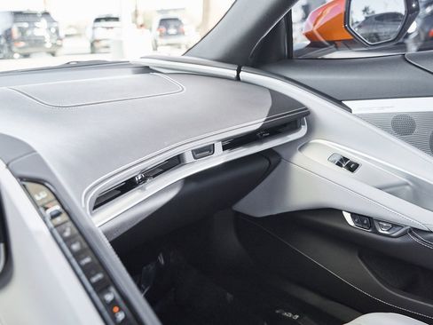 Used 2022 Chevrolet Corvette Stingray w/ Z51 Performance Package image 48