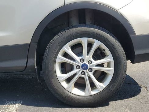 Used 2017 Ford Escape SE w/ Equipment Group 201A image 30