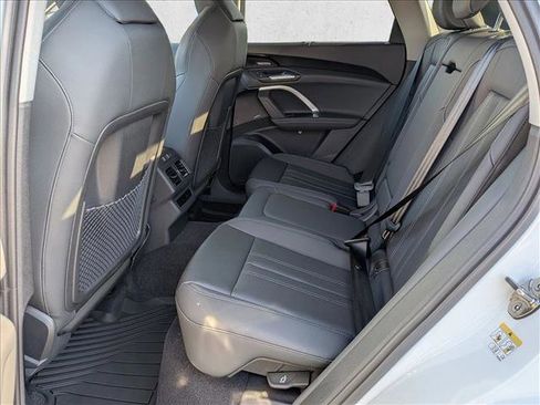New 2025 Audi Q5 Premium Plus image 16