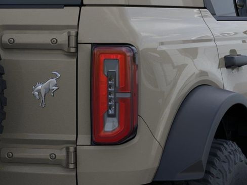 New 2026 Ford Bronco Badlands AWD/4WD image 23