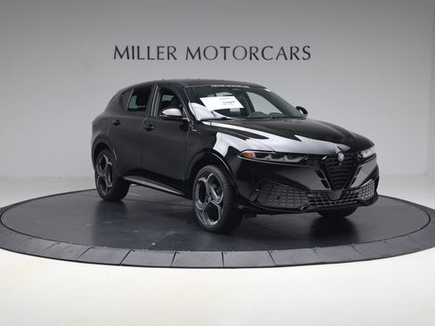 New 2026 Alfa Romeo Tonale w/ Active Assist Package AWD/4WD image 11