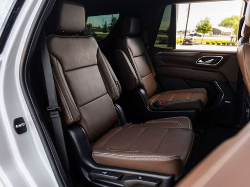 Used 2023 Chevrolet Tahoe High Country image 39