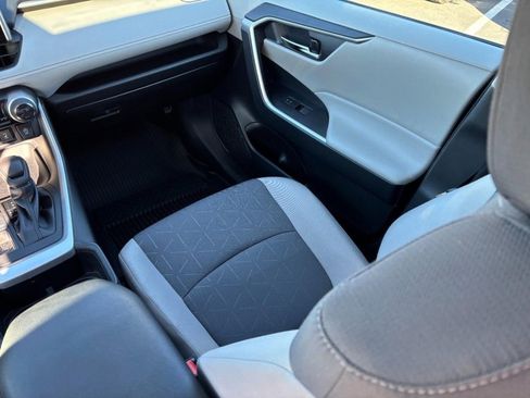Used 2023 Toyota RAV4 XLE image 22