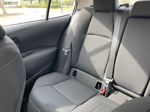 Used 2025 Toyota Corolla LE image 42