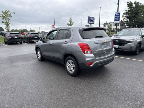 Used 2020 Chevrolet Trax LS w/ Tint and Cruise Package FWD image 5