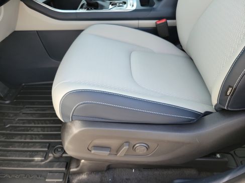 New 2026 Kia Carnival SX Prestige image 5