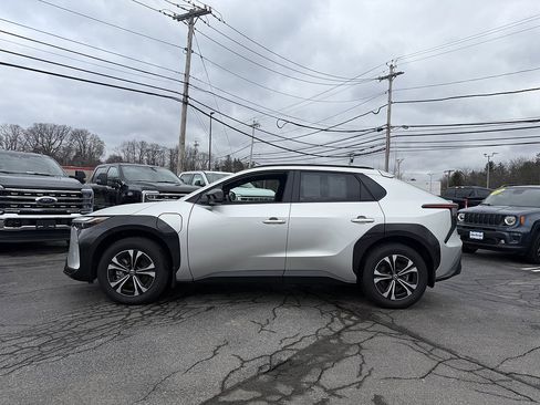 Used 2025 Toyota bZ4X FWD w/ Weather Package image 3